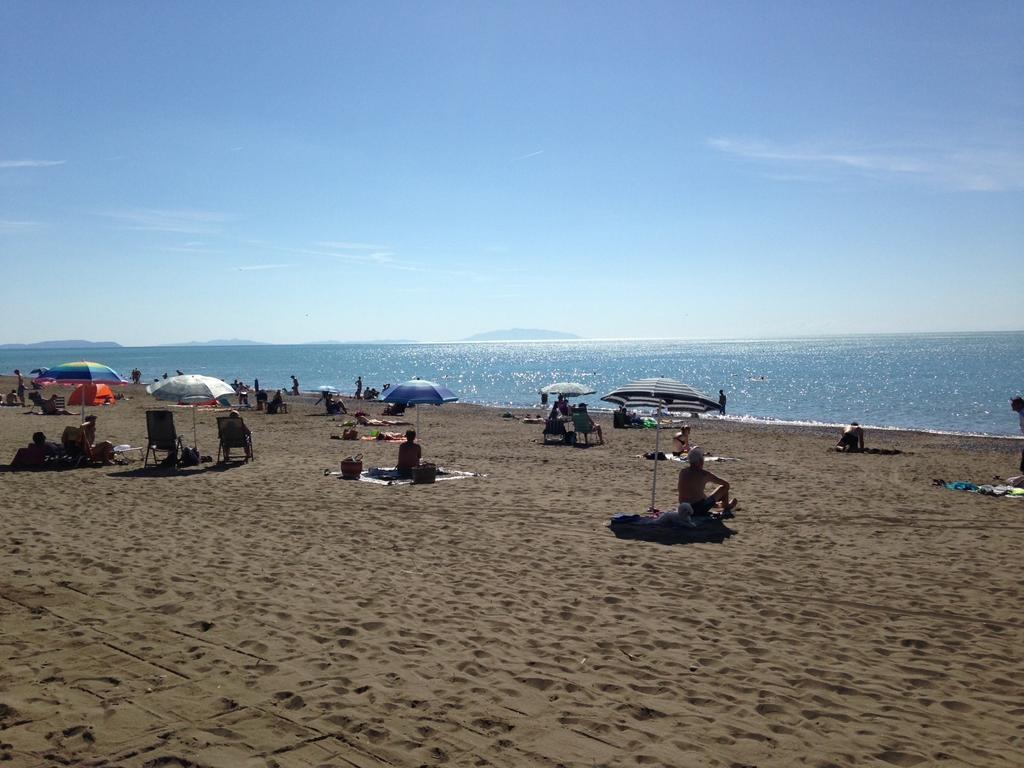 Le Esperidi Camping Ecoresort Marina Di Bibbona Exterior foto